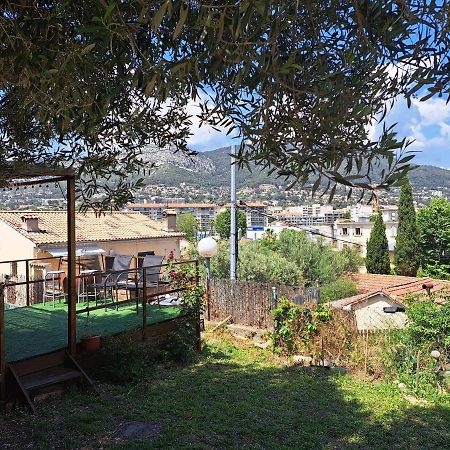 Location Vacances T4 Bas De Villa Toulon Exterior foto
