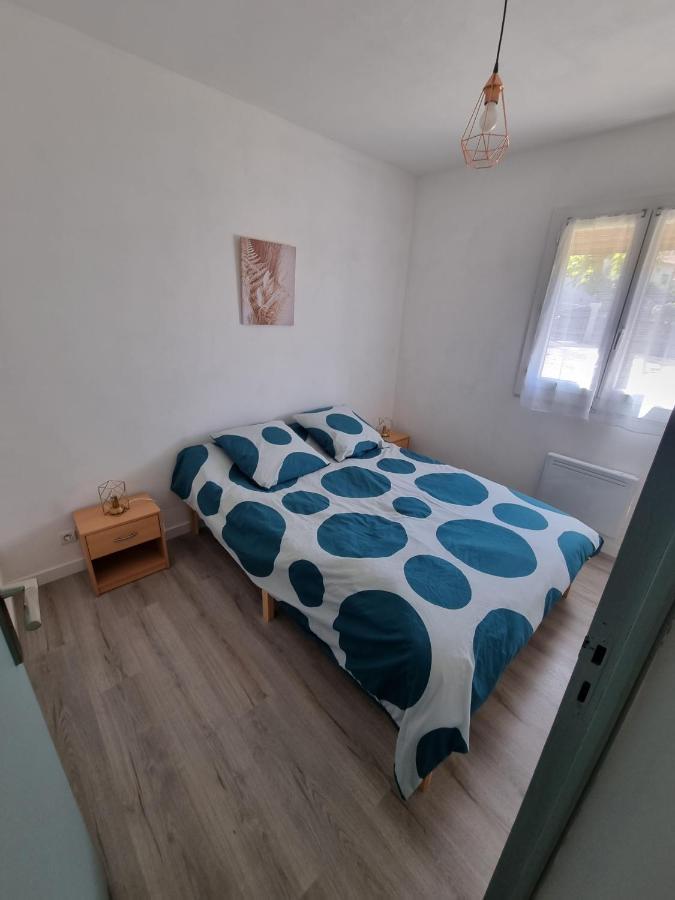 Location Vacances T4 Bas De Villa Toulon Exterior foto